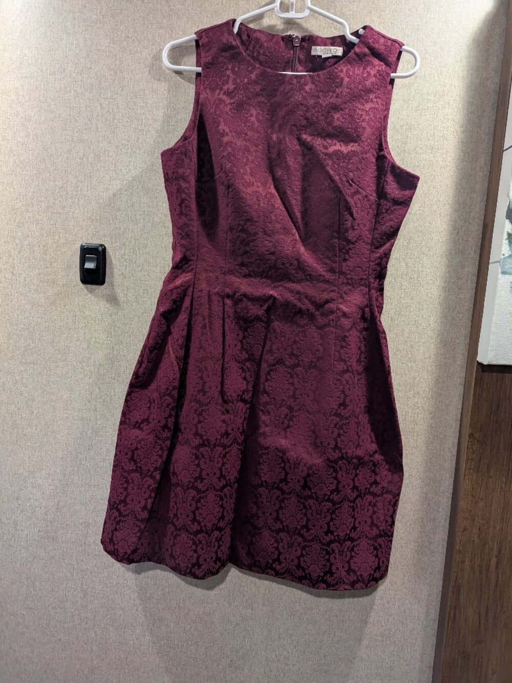 Eva Mendes / New York & Company Burgundy A-Line Dress | Size 8 | Holiday